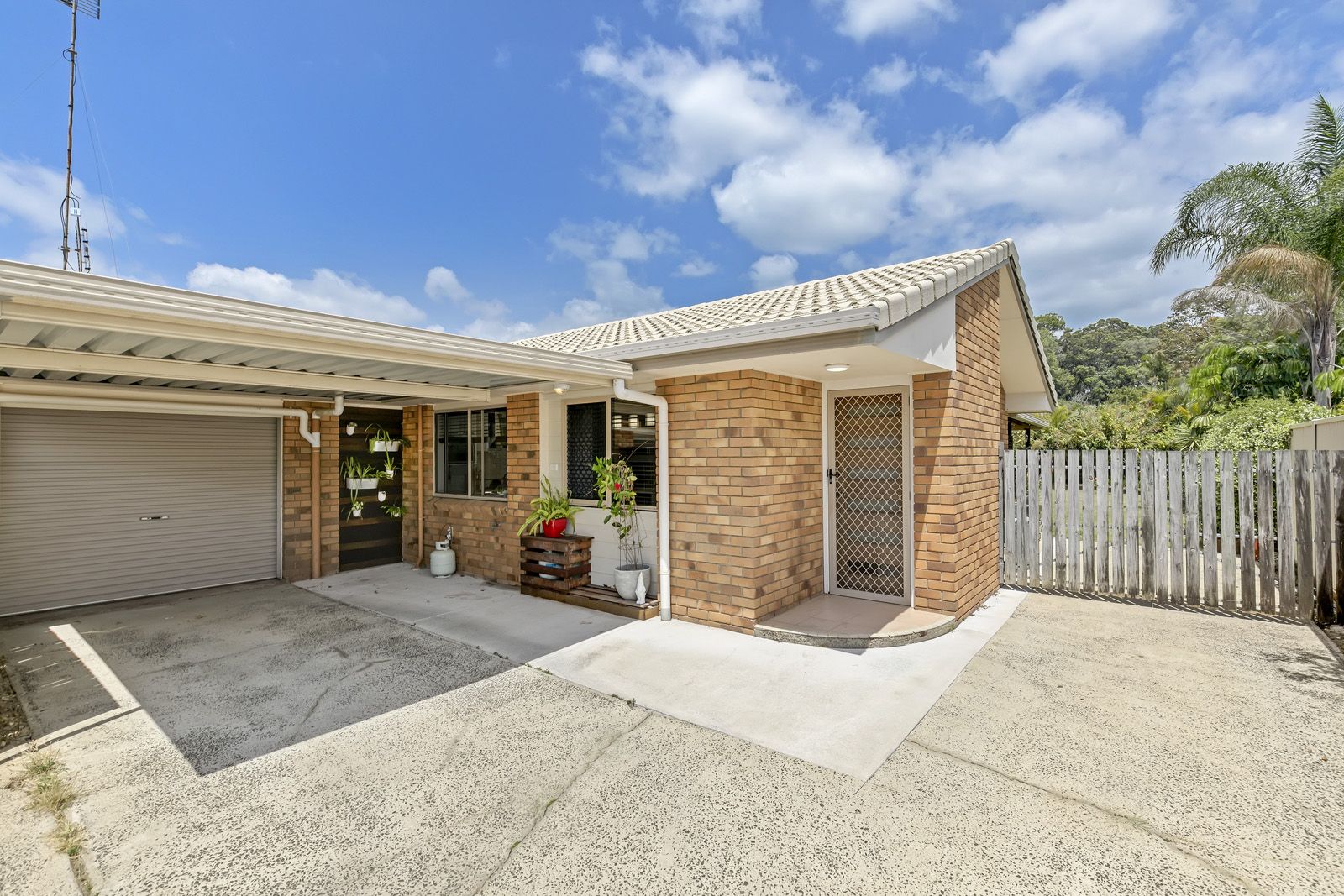 2/4 Becky Street, Kuluin QLD 4558, Image 1