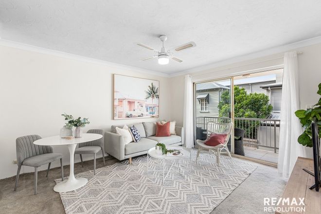 Picture of 2/74 Broughton Road, KEDRON QLD 4031
