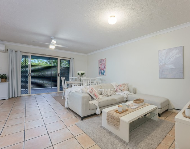 2/10 Widdop Street, Clayfield QLD 4011