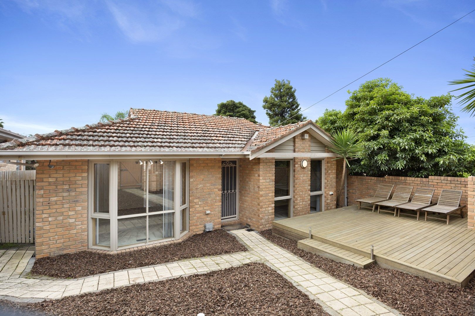 2/121 Yallambie Road, Macleod VIC 3085, Image 0