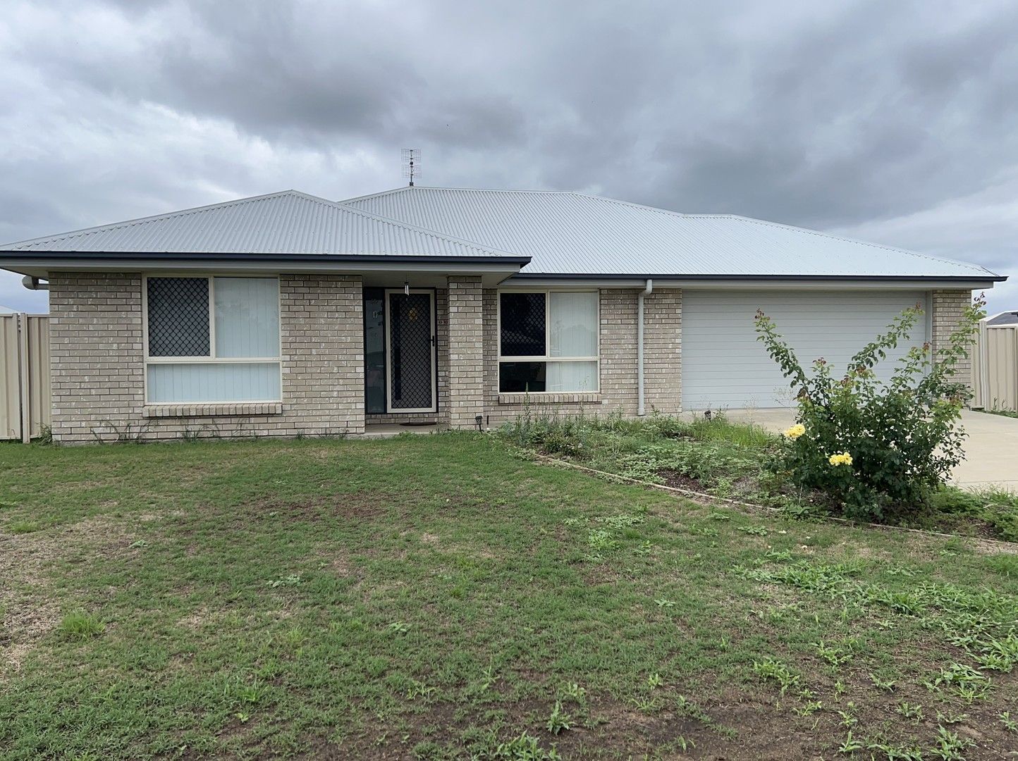 4 bedrooms House in 75 Taylor Street ROMA QLD, 4455