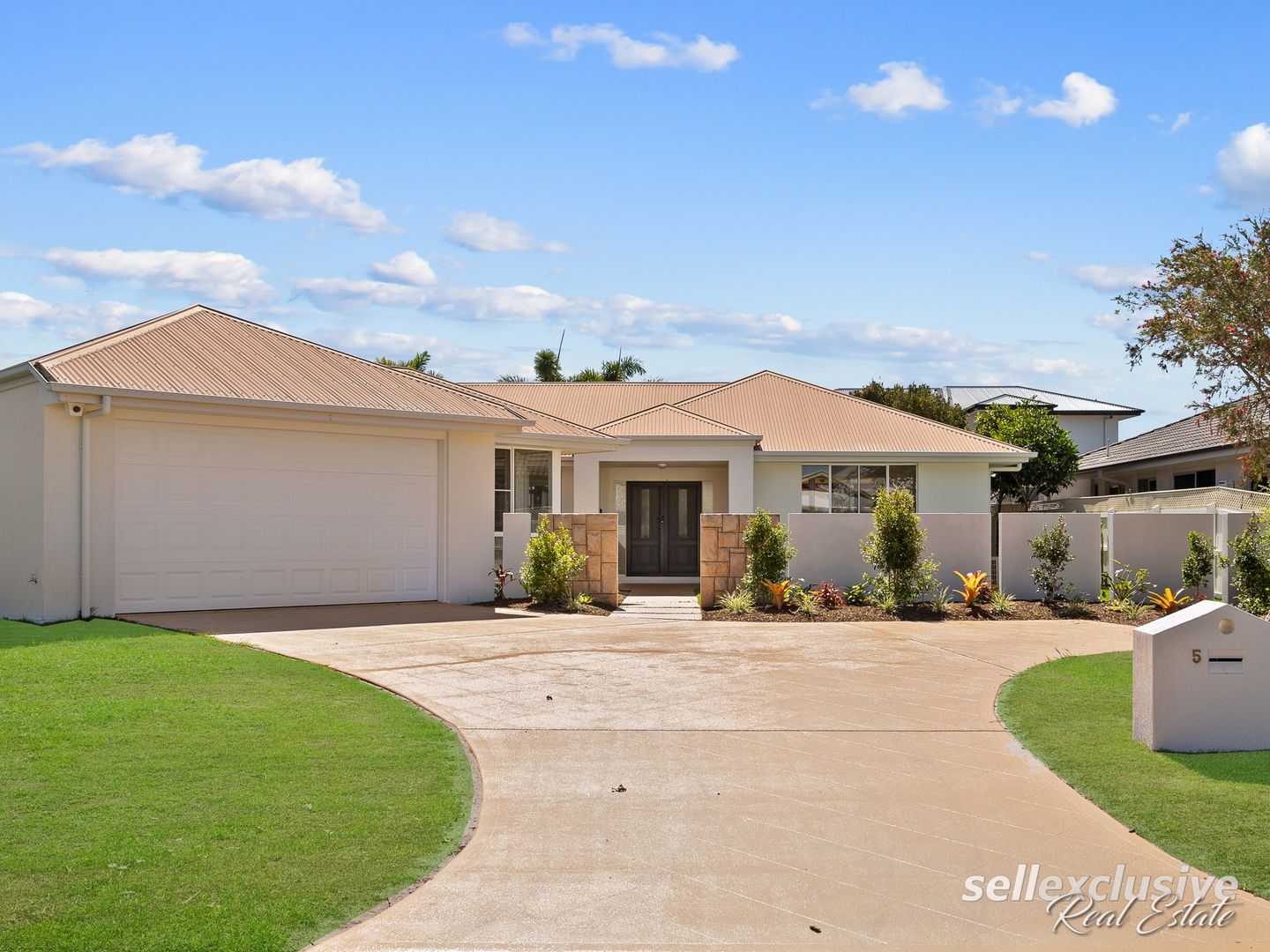 5 Teal Boulevard, Banksia Beach QLD 4507, Image 1