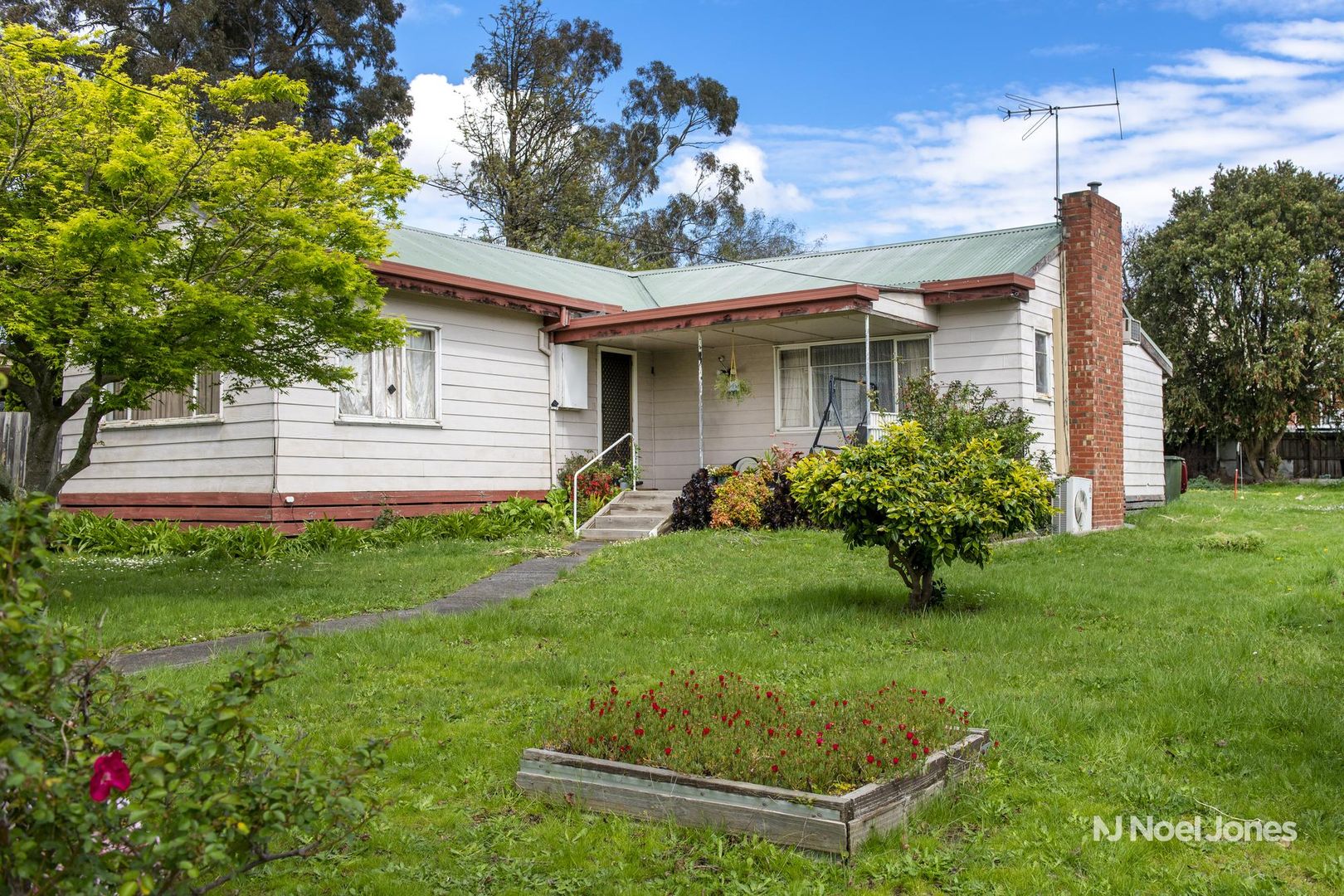 1 Marwarra Street, Ringwood East VIC 3135 Domain