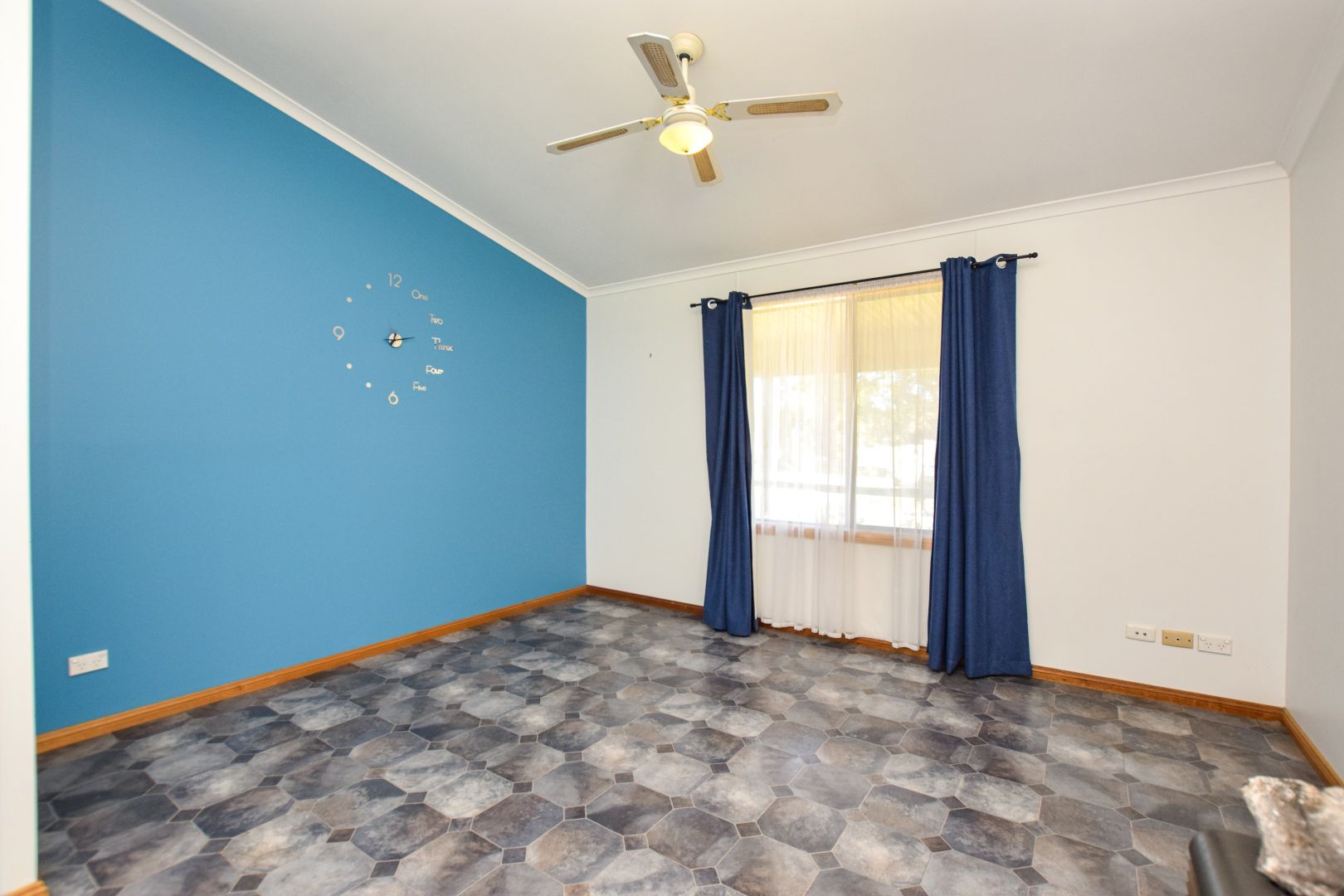 6 Stokes Court Kingscote SA 5223 House For Rent Domain