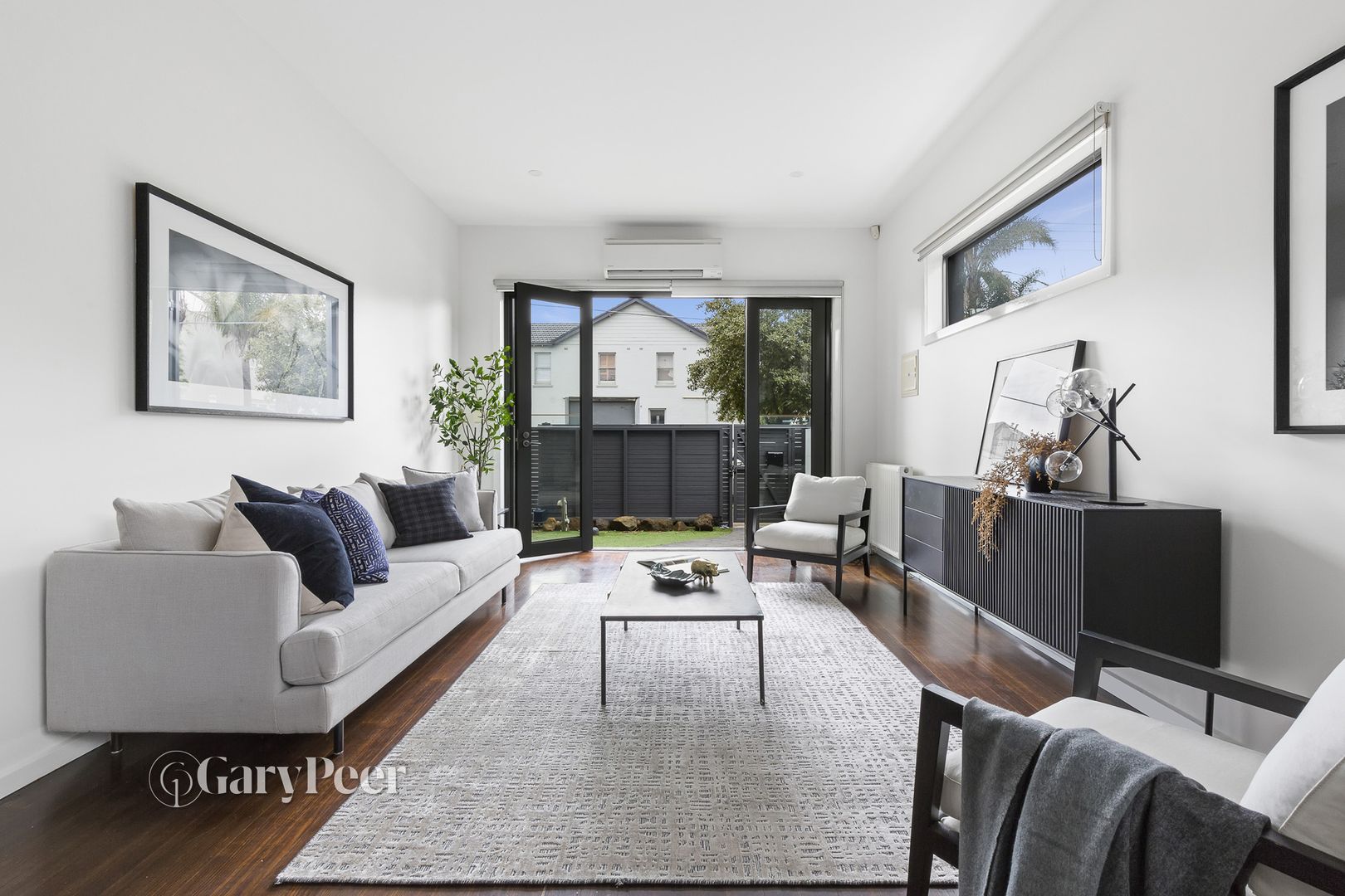 1/1 Cowper Street, St Kilda VIC 3182, Image 2