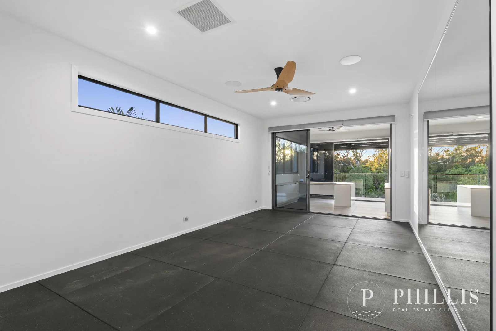 Additional image 88 of 2515 Cressbrook Drive, Hope Island QLD 4212