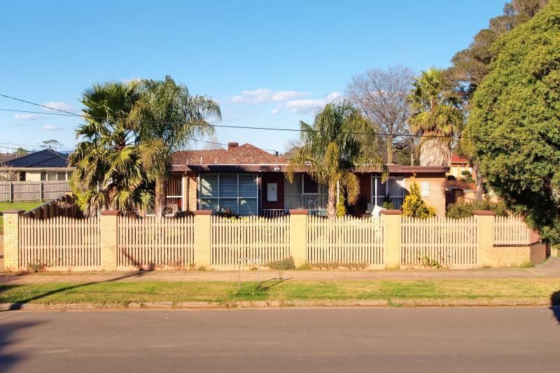 15 Albany Road, Oakleigh East VIC 3166