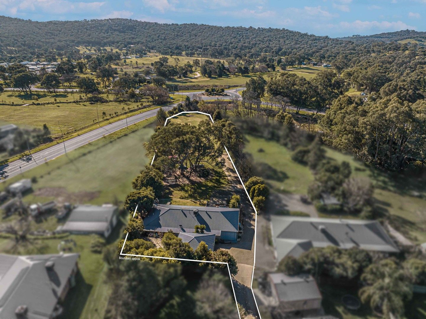 670 Centaur Road, Hamilton Valley NSW 2641, Image 0