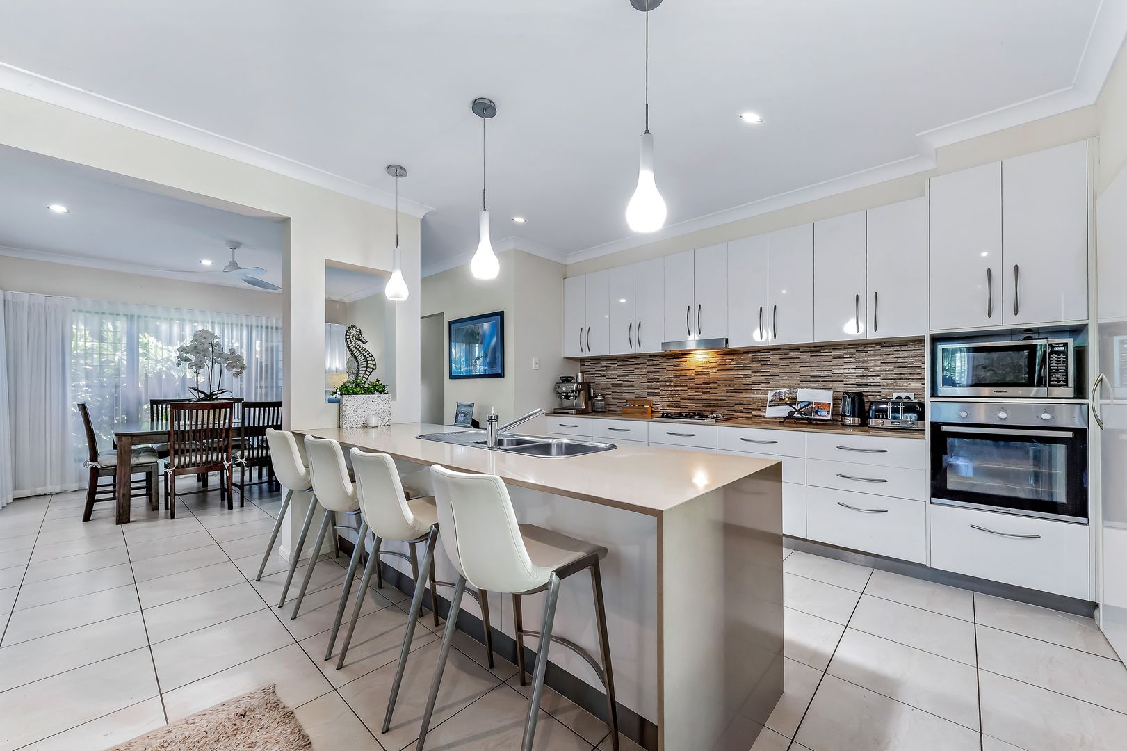 45 Ridge View Road, Cannonvale QLD 4802 House For Rent 1,100 Domain