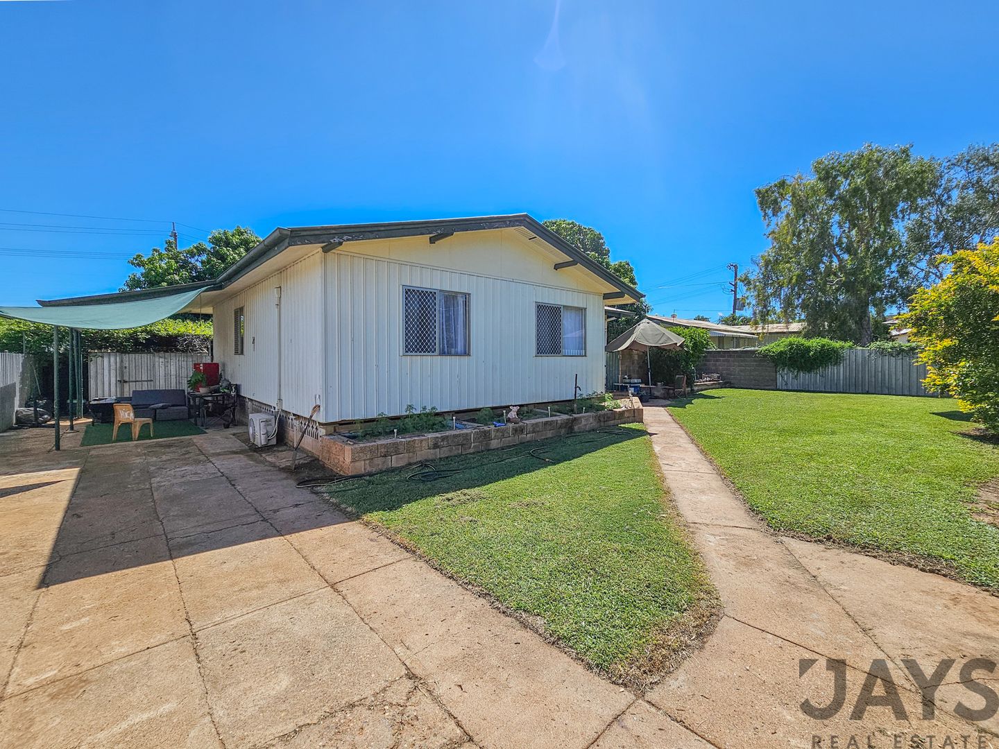 25 Moore Crescent, Mount Isa QLD 4825, Image 2