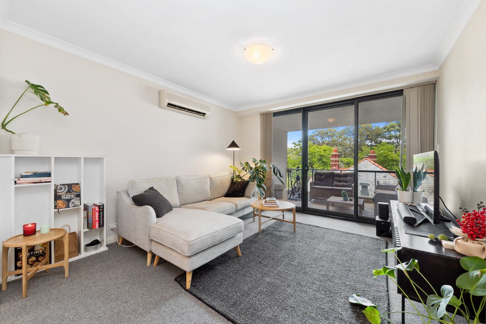 1 bedrooms Apartment / Unit / Flat in 13/34 Kings Park Road WEST PERTH WA, 6005