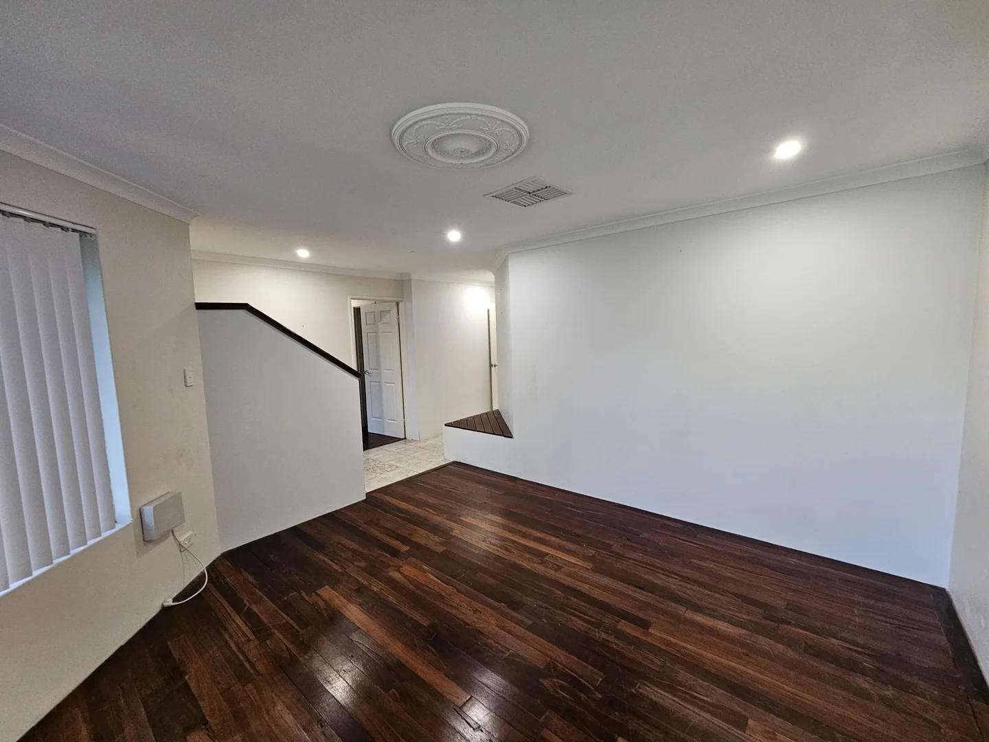 8 Carlhausen Close, Atwell WA 6164