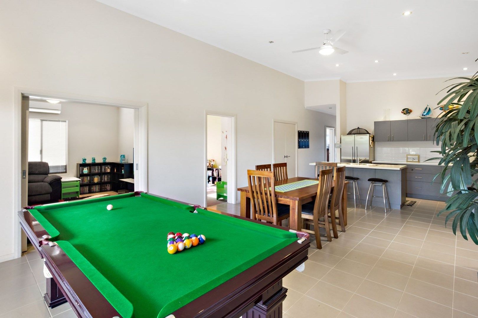 2 Jadura Crescent, Baynton WA 6714, Image 0