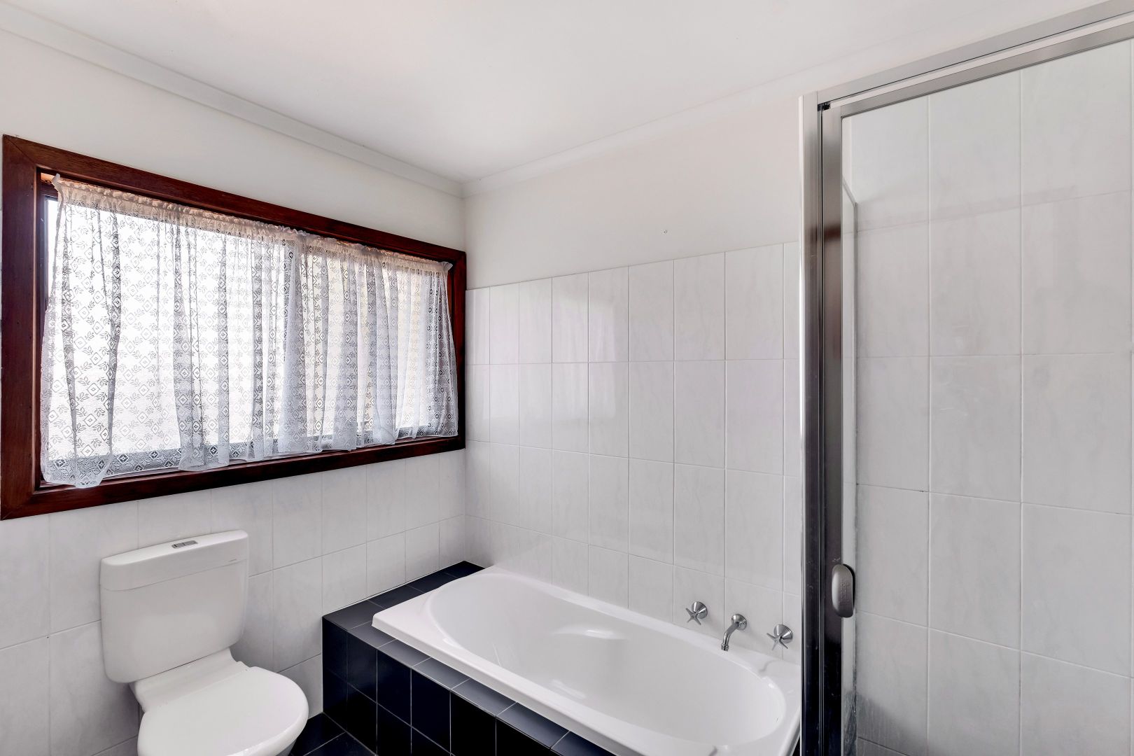 21/2A Karu Crescent, Mitchell Park SA 5043, Image 2