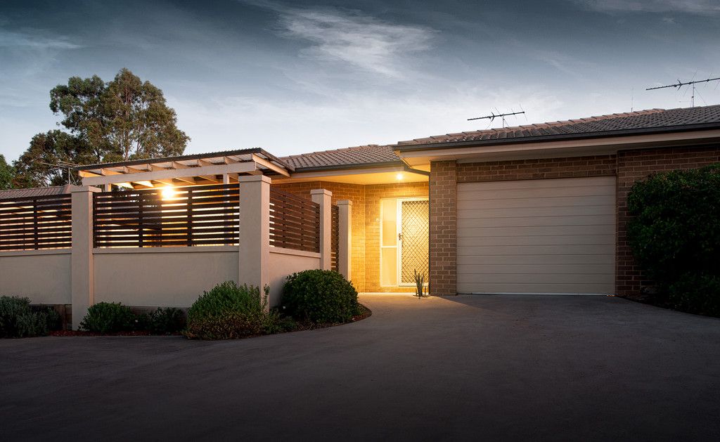 2 bedrooms Villa in 2/22 Hickey Street CESSNOCK NSW, 2325