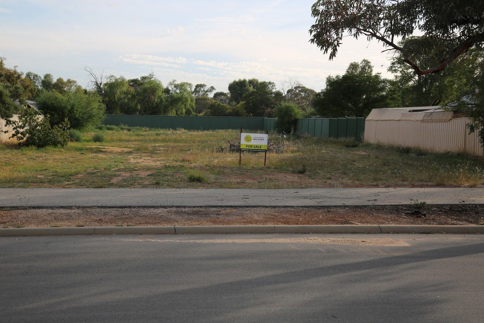 Vacant land in 6 Kitchener Street, MERREDIN WA, 6415