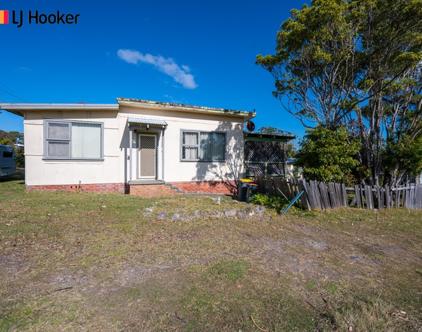 17 Crookhaven Parade, Currarong NSW 2540