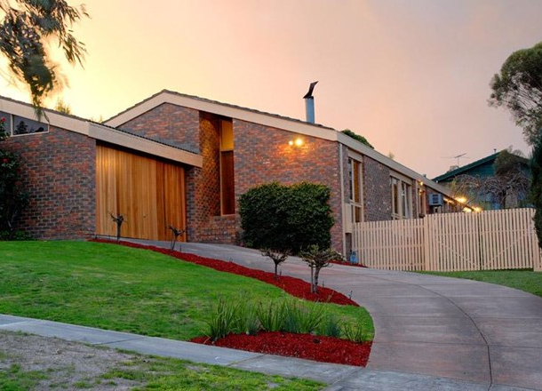 17 Peachwood Rise, Doncaster East VIC 3109