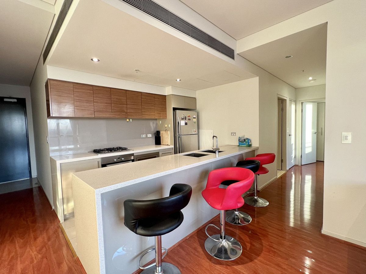 2 bedrooms Apartment / Unit / Flat in 3002/718 George Street HAYMARKET NSW, 2000