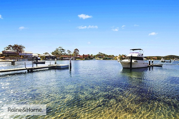 10 Marina View Parade, St Huberts Island NSW 2257