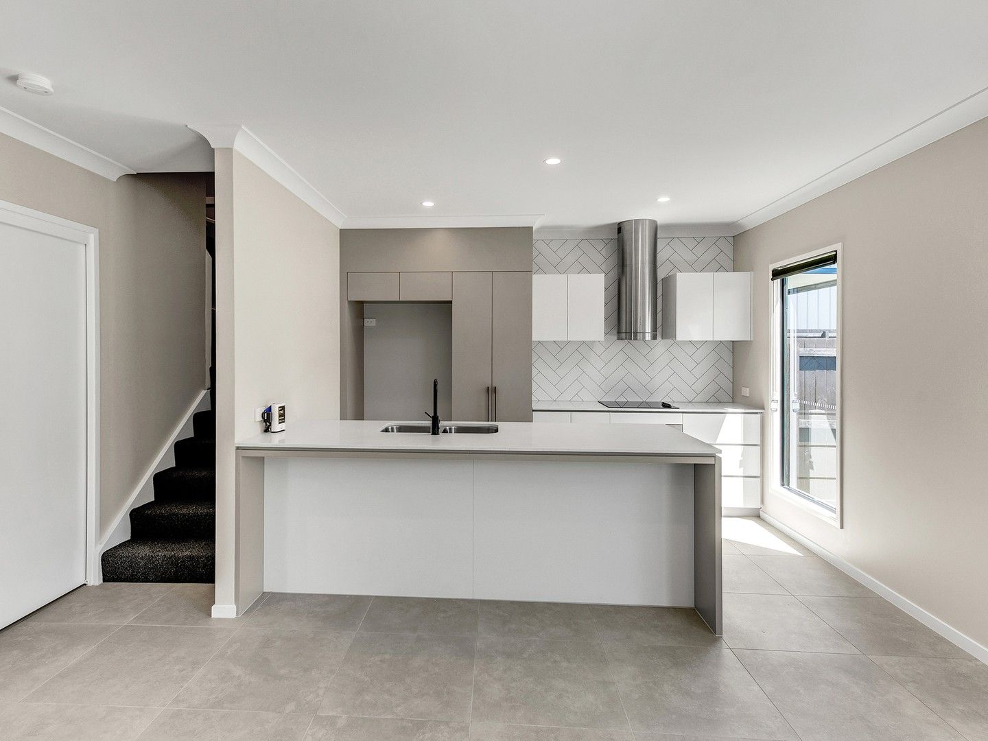 3/2 Castamore Wy, Richlands QLD 4077 House For Rent 670 Domain