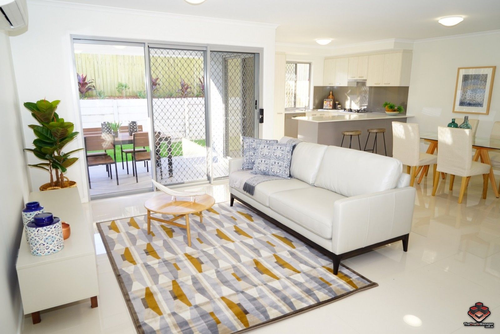 3 bedrooms Apartment / Unit / Flat in ID:3905405/25 Silkyoak Street RUNCORN QLD, 4113