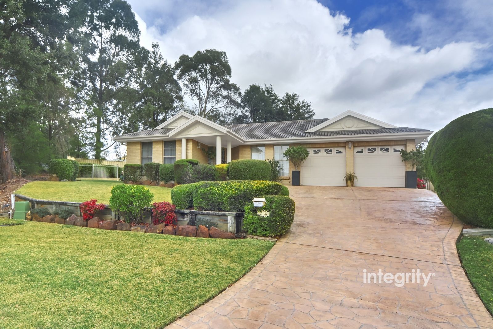 4 Wisteria Place, Bomaderry NSW 2541, Image 0