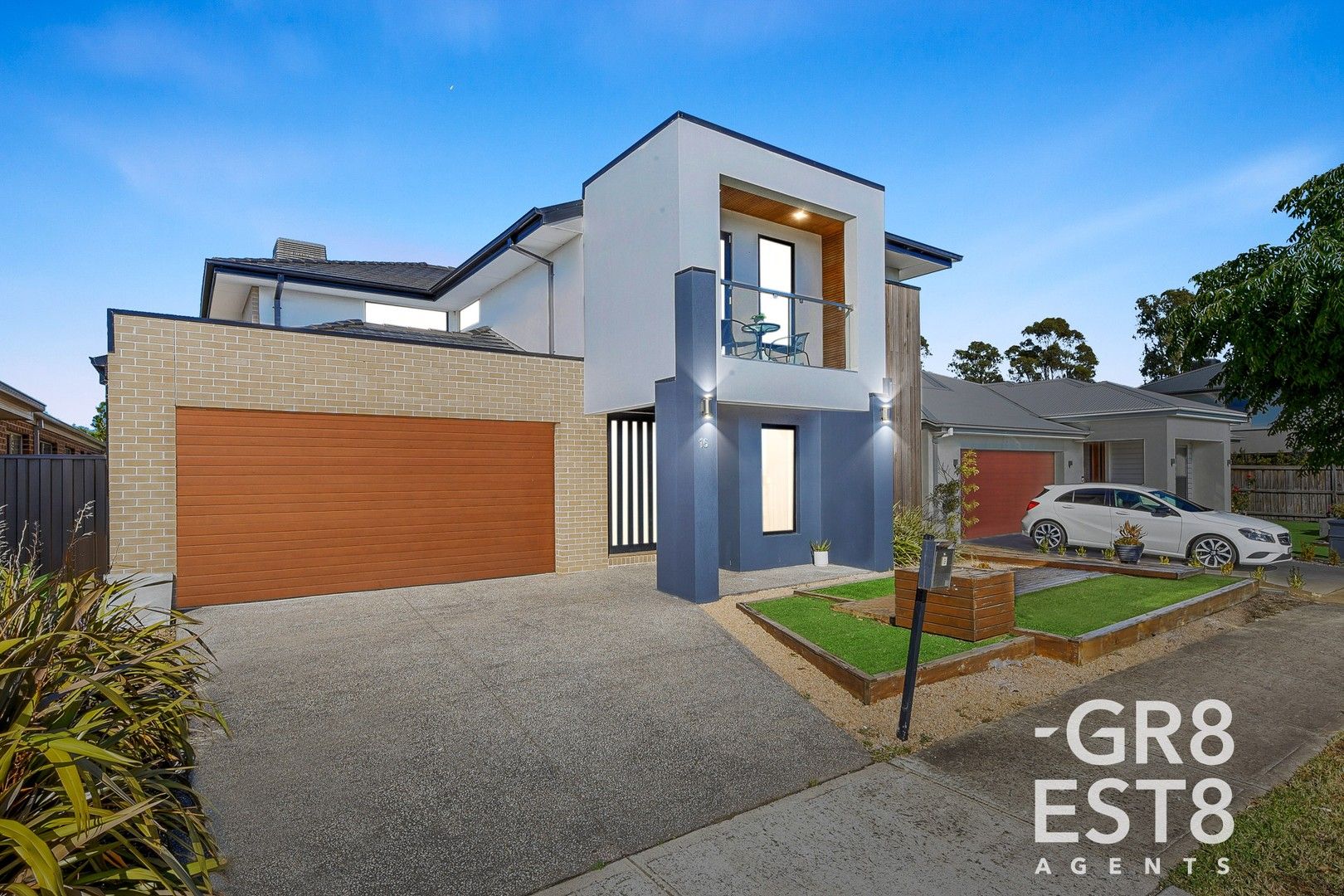 16 FINTONA CRESCENT, Cranbourne West VIC 3977, Image 0