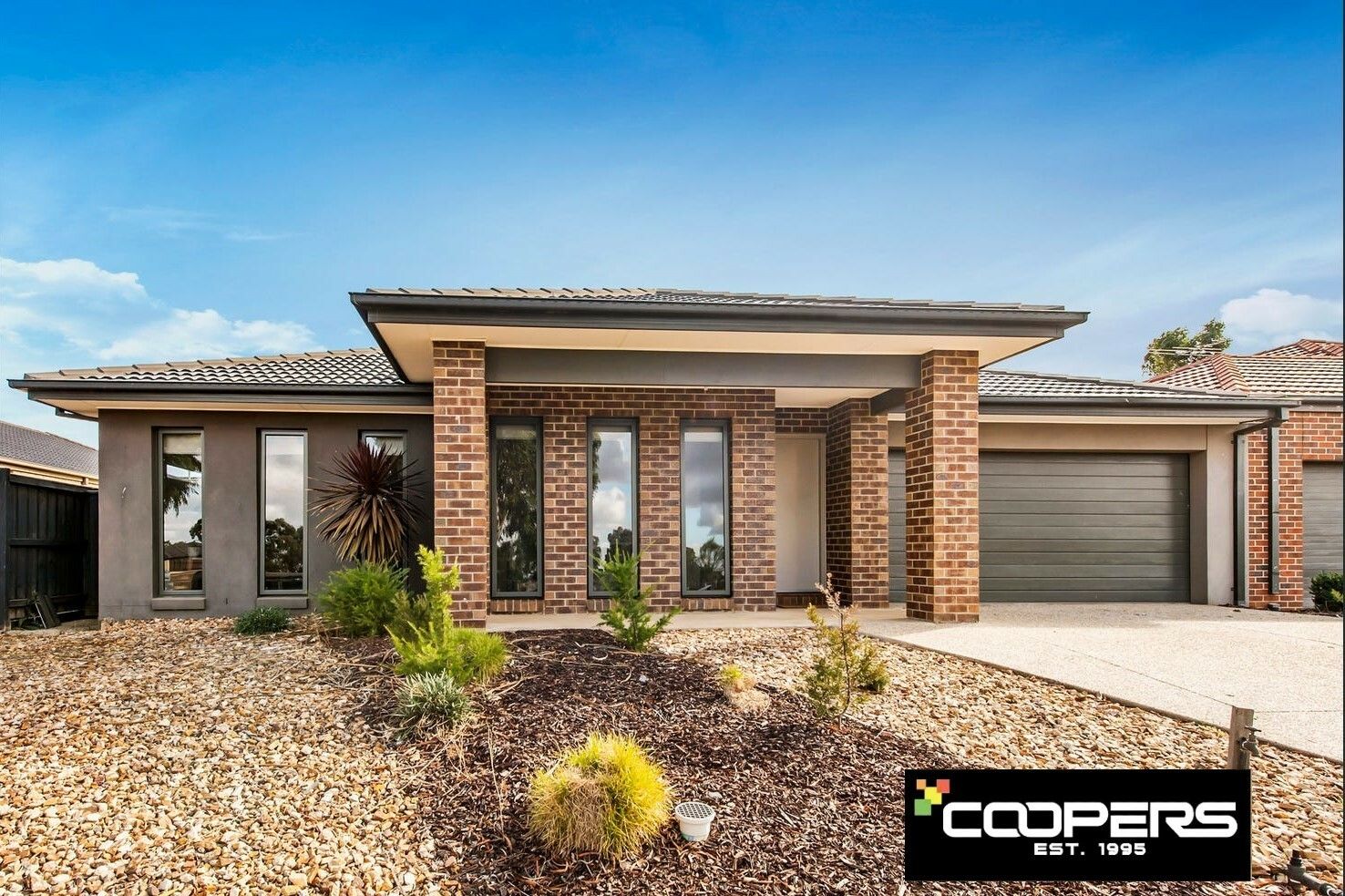 4 bedrooms House in 35 Bangalay Dr BROOKFIELD VIC, 3338