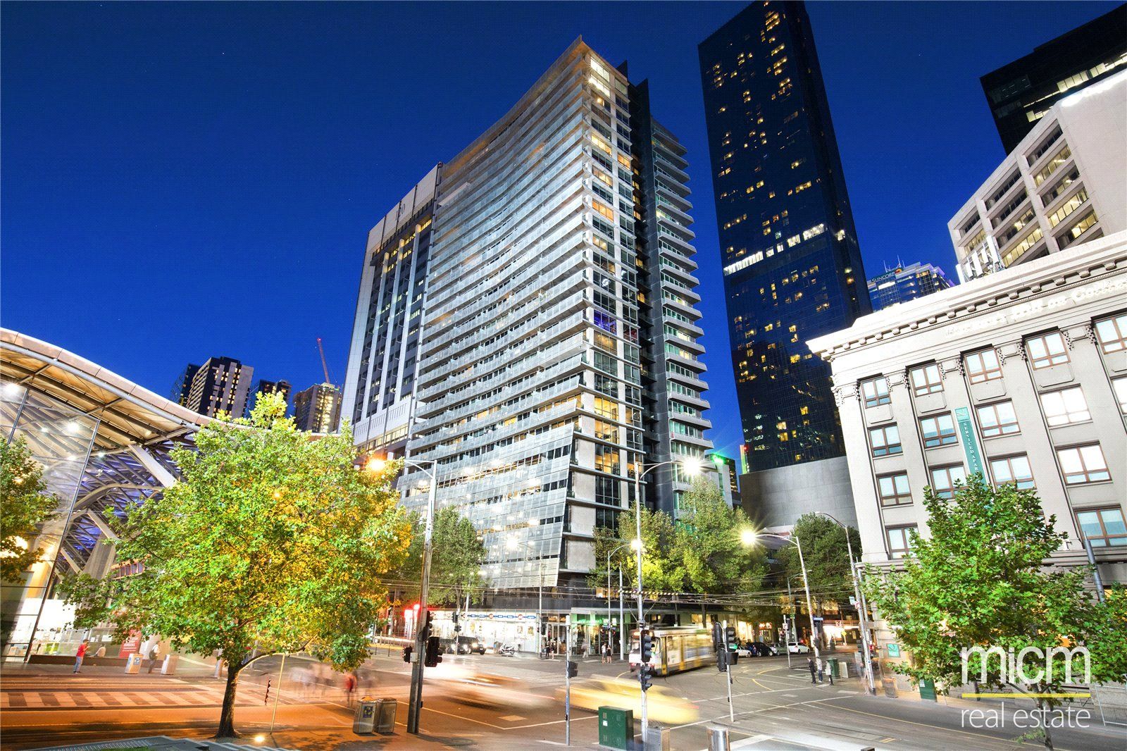 2 bedrooms Apartment / Unit / Flat in 2503/620 Collins Street MELBOURNE VIC, 3000