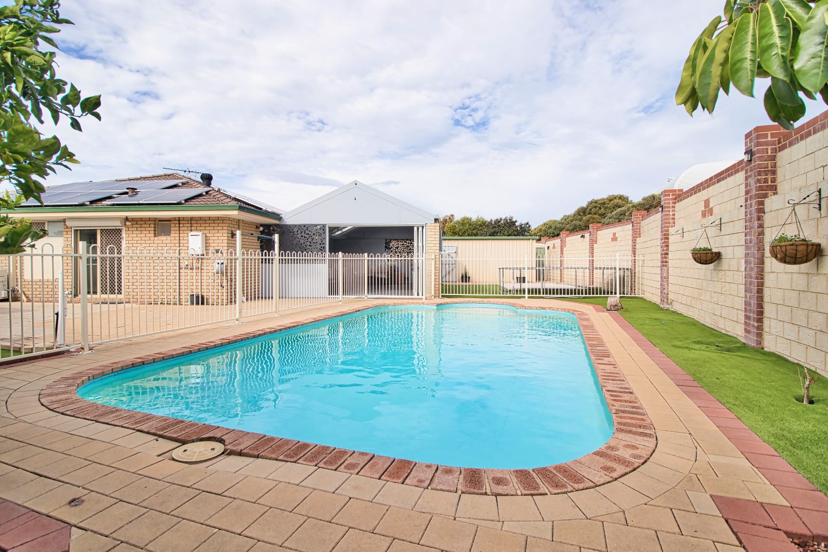 12 Meadow Court, Cooloongup WA 6168, Image 1