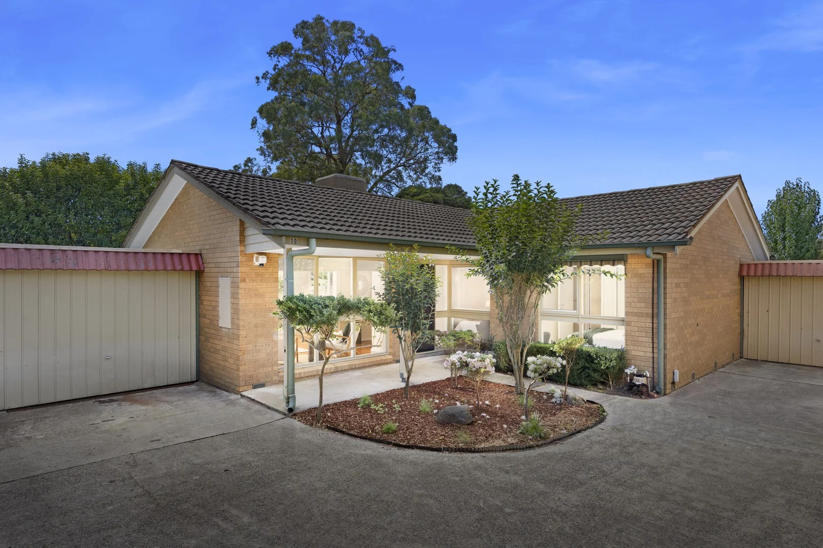 10/9-11 Mines Road, Ringwood East VIC 3135