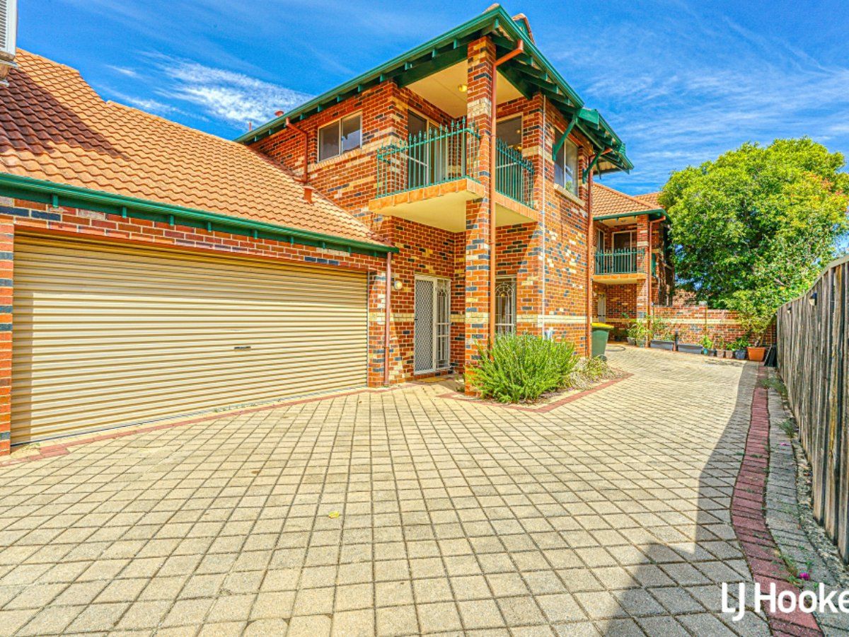3 bedrooms Townhouse in 117B Hordern Street VICTORIA PARK WA, 6100