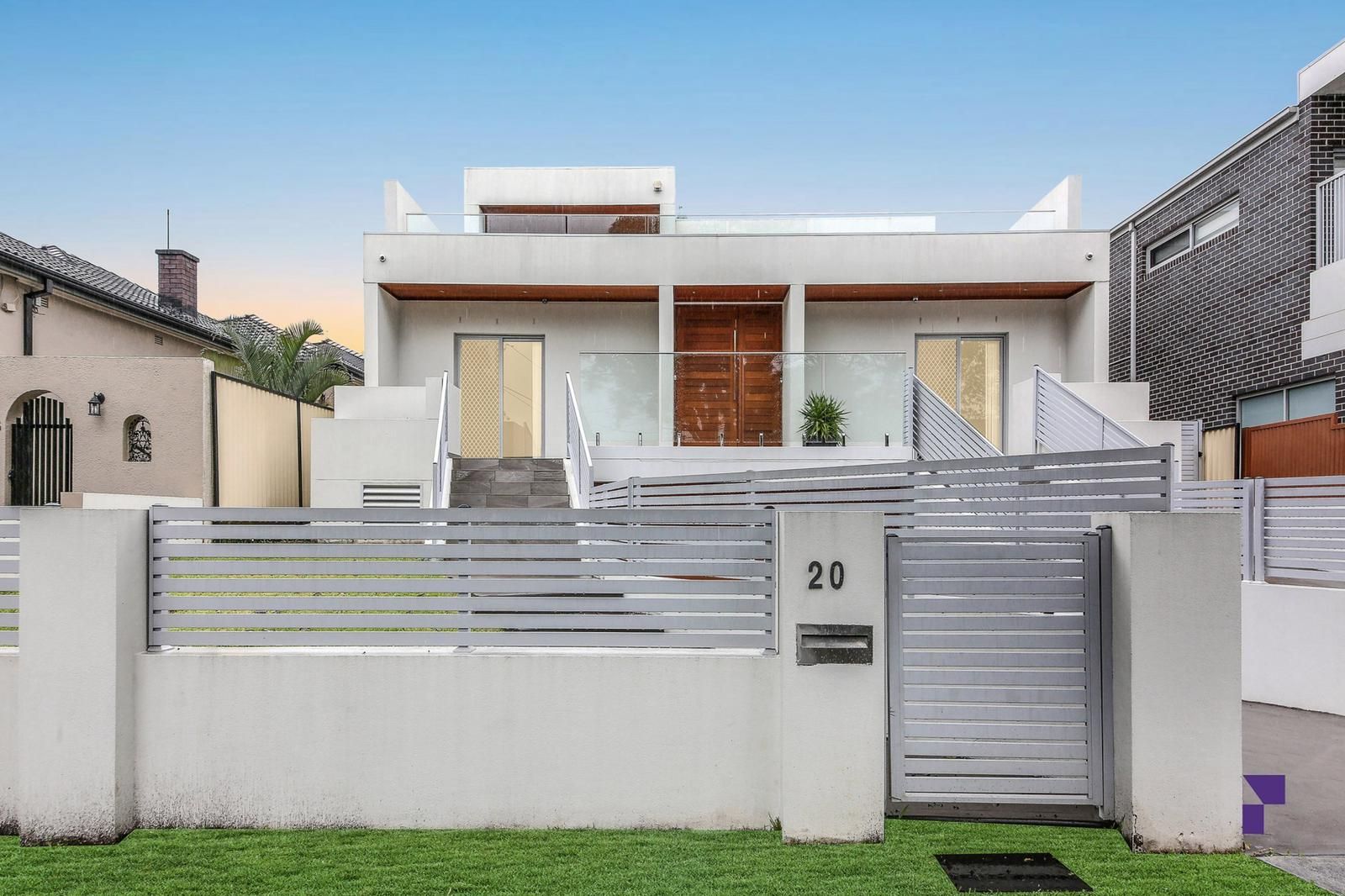 6 bedrooms House in 20 Duncan St PUNCHBOWL NSW, 2196