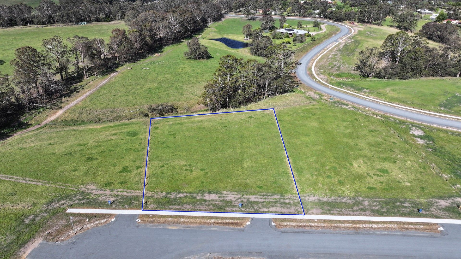 Vacant land in 16 Minka Rise, NICHOLSON VIC, 3882