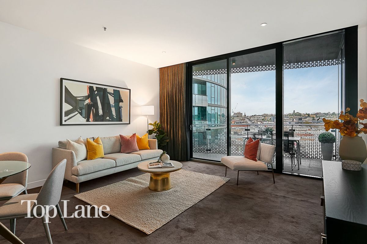 2 bedrooms Apartment / Unit / Flat in Unit 813/480 Riversdale Rd HAWTHORN EAST VIC, 3123