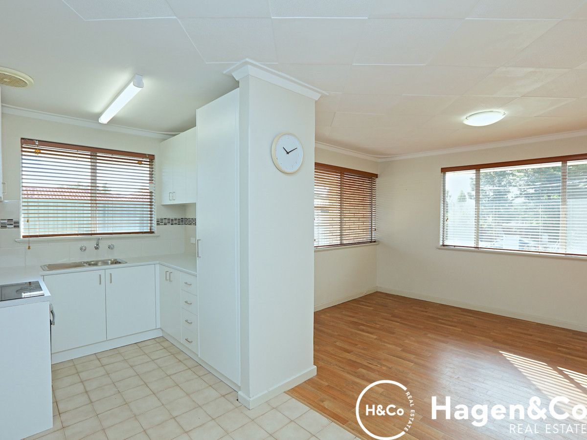 2 bedrooms Duplex in 4 Argyle Place CARINE WA, 6020