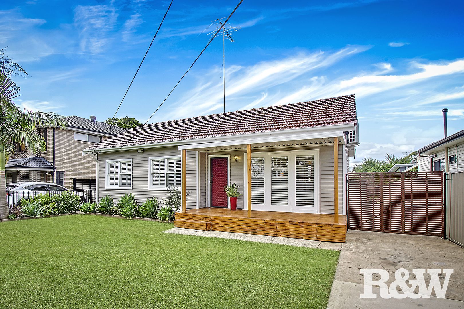 3 bedrooms House in 14 Craig Avenue OXLEY PARK NSW, 2760