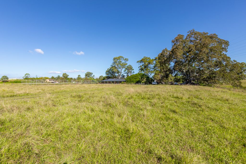 240 Bellmere Road, Bellmere QLD 4510, Image 2