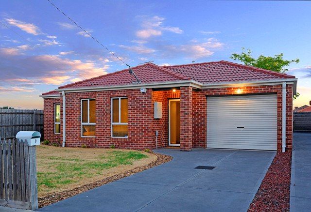 2 bedrooms House in 9 Marshall Drive RESERVOIR VIC, 3073