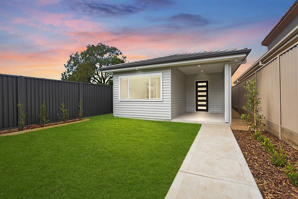 2 bedrooms House in 1/61A Arab Road PADSTOW NSW, 2211