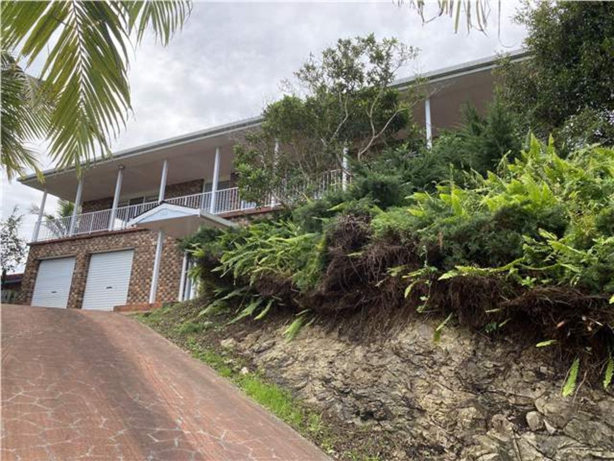 3 bedrooms House in 169 Kularoo Drive FORSTER NSW, 2428