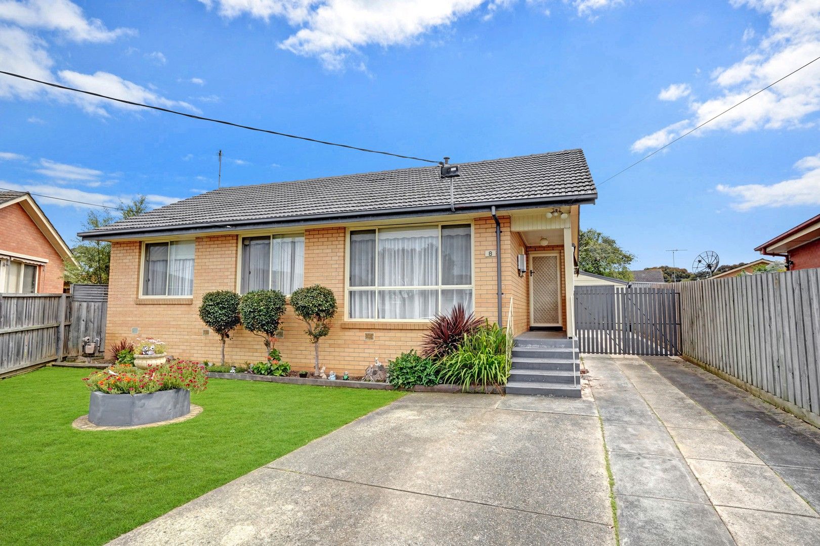 8 Higgins Court, Breakwater VIC 3219, Image 0