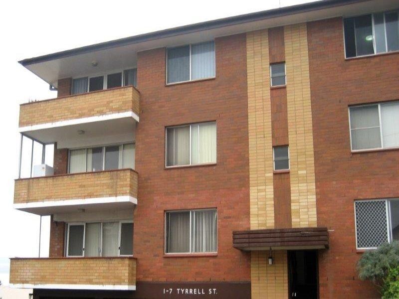 2 bedrooms Apartment / Unit / Flat in 2/1-7 Tyrrell Street NEWCASTLE NSW, 2300