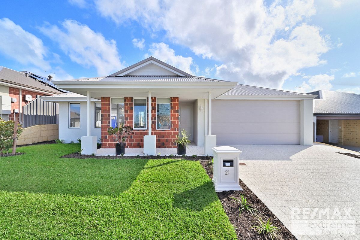 4 bedrooms House in 21 Brilliance Avenue EGLINTON WA, 6034