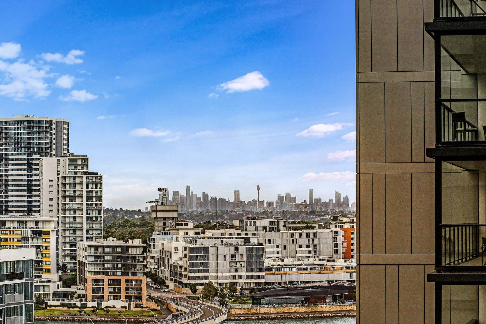 2 bedrooms Apartment / Unit / Flat in 1210/46 Savona Drive WENTWORTH POINT NSW, 2127