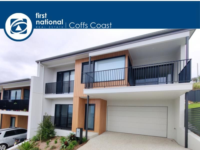3 bedrooms Townhouse in 74 Dress Circle COFFS HARBOUR NSW, 2450