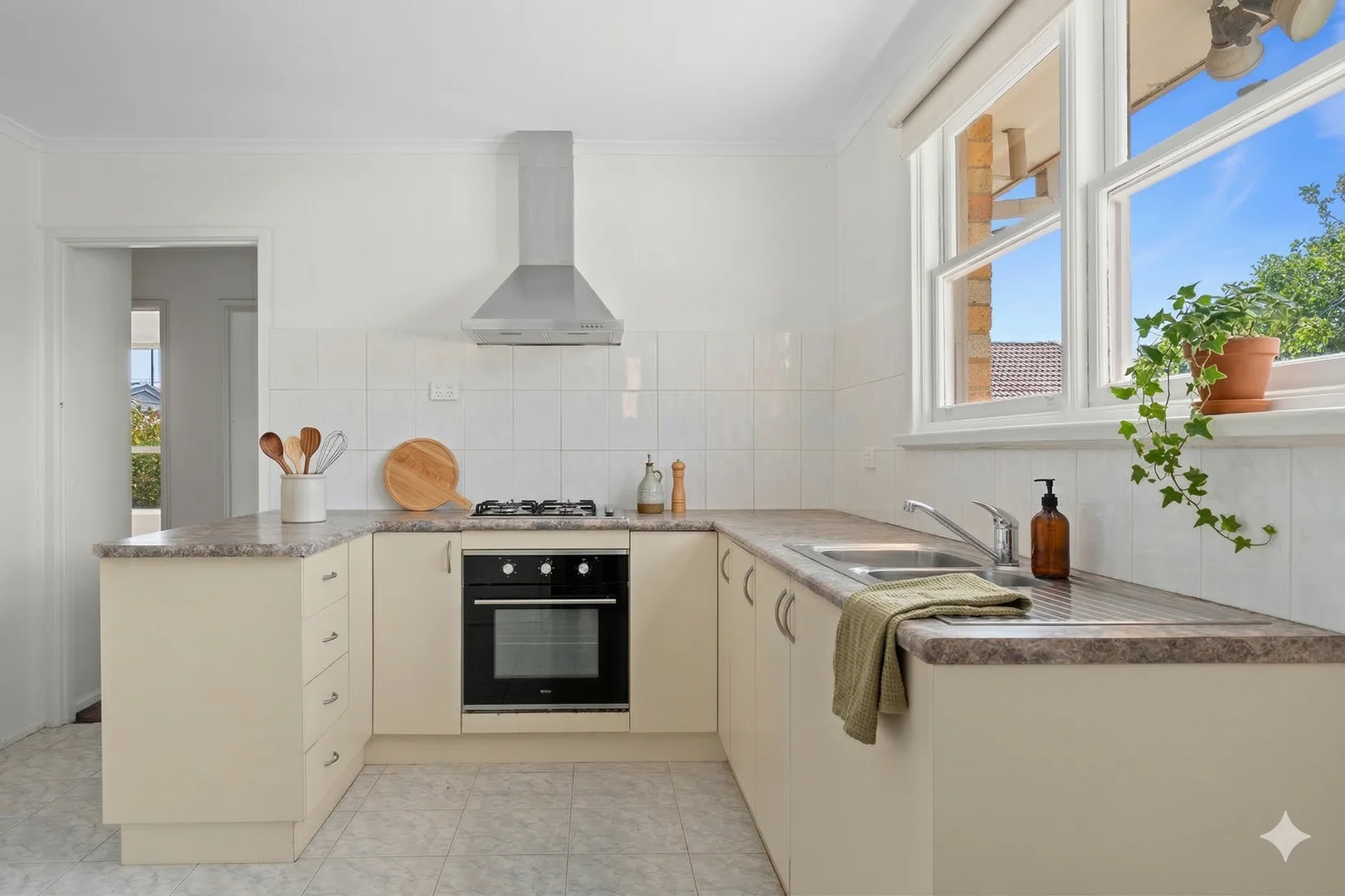 Additional image 5 of 19 Kallista Road, Springvale VIC 3171