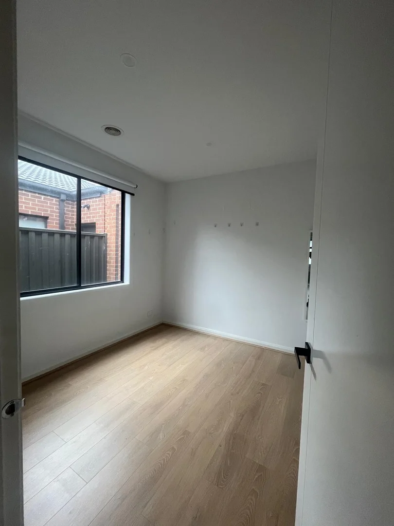 Additional image 7 of 49 Watercarter crescent, Wollert VIC 3750