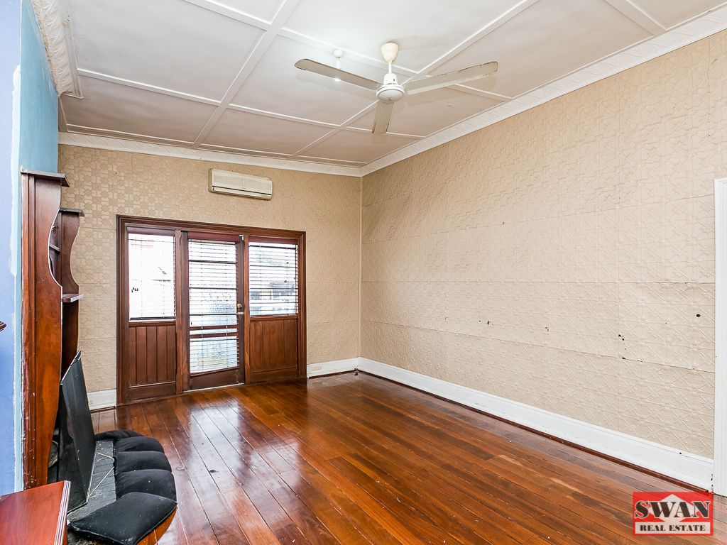 204A Blackadder Rd, Swan View WA 6056, Image 1